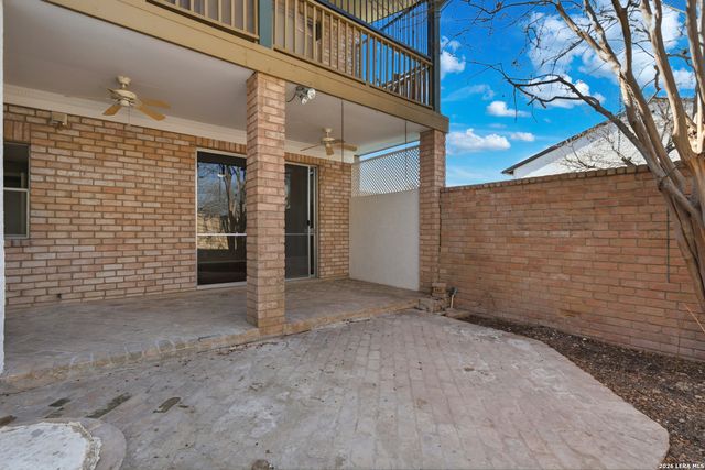 3678 Hidden Dr Apt 902, San Antonio, TX 78217