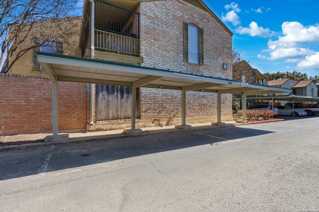 3678 Hidden Dr Apt 902, San Antonio, TX 78217