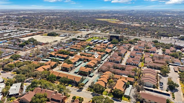 3678 Hidden Dr Apt 902, San Antonio, TX 78217