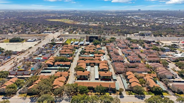 3678 Hidden Dr Apt 902, San Antonio, TX 78217