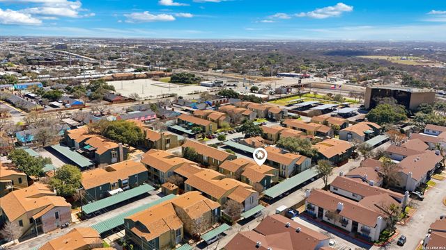 3678 Hidden Dr Apt 902, San Antonio, TX 78217