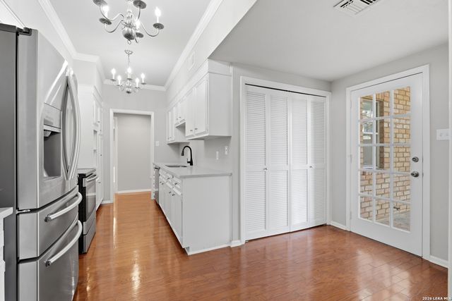 3678 Hidden Dr Apt 902, San Antonio, TX 78217