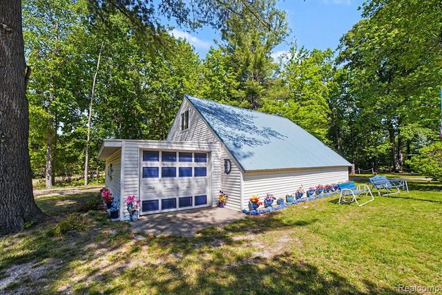 4772 S Bard Road, Beaverton, MI 48612