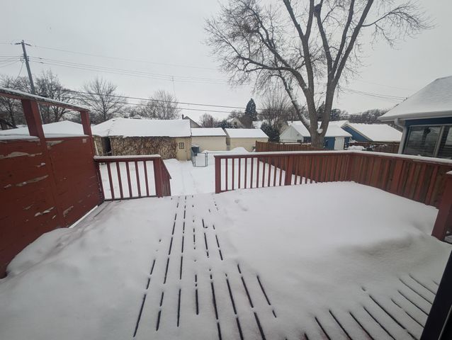 3907 Vincent Avenue N, Minneapolis, MN 55412