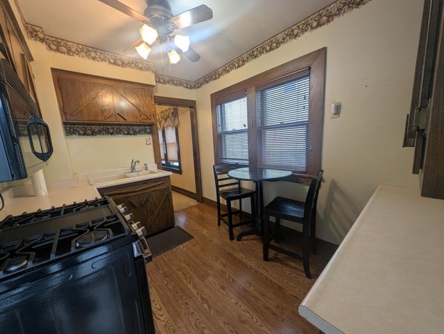 3907 Vincent Avenue N, Minneapolis, MN 55412