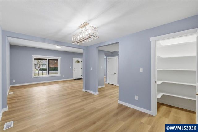 28411 Liberty Rd, Sweet Home, OR 97386