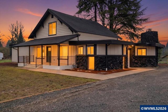 28411 Liberty Rd, Sweet Home, OR 97386