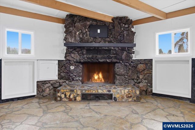 28411 Liberty Rd, Sweet Home, OR 97386