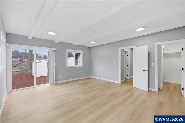 28411 Liberty Rd, Sweet Home, OR 97386