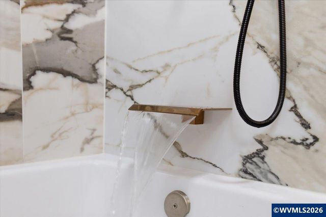 28411 Liberty Rd, Sweet Home, OR 97386