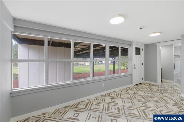 28411 Liberty Rd, Sweet Home, OR 97386