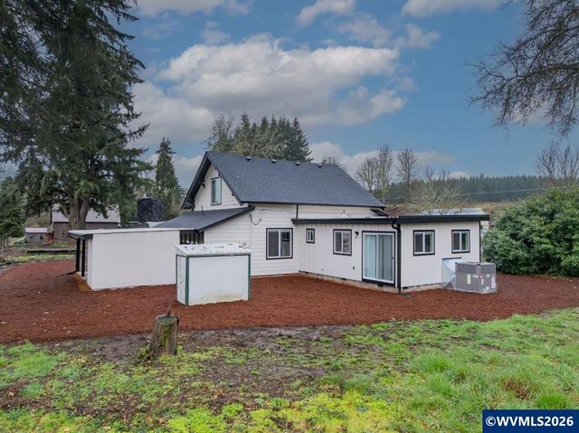 28411 Liberty Rd, Sweet Home, OR 97386