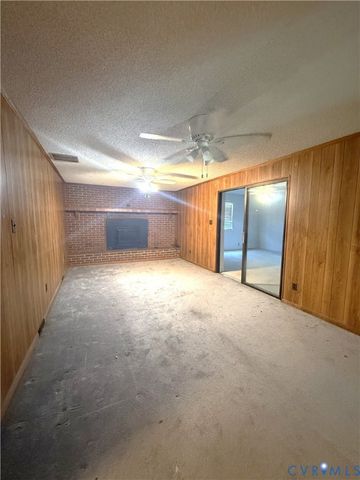 1501 Miles Ave, Hopewell, VA 23860