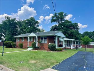 1501 Miles Ave, Hopewell, VA 23860