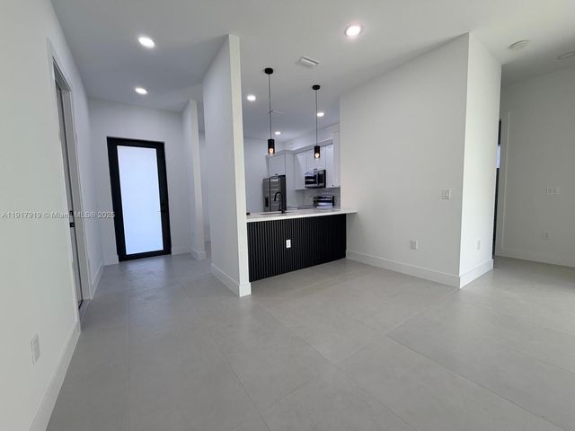 1144 Mobley ST E, Lehigh Acres, FL 33974