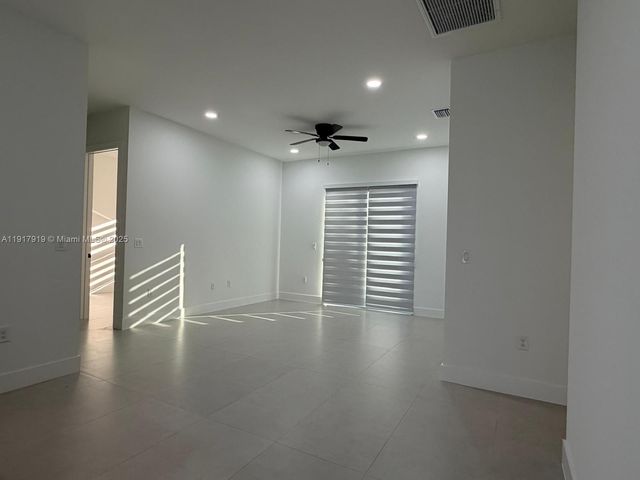 1144 Mobley ST E, Lehigh Acres, FL 33974