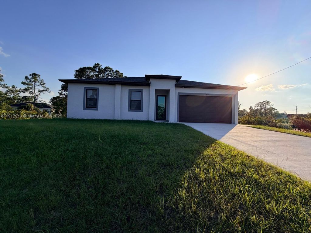 1144 Mobley ST E, Lehigh Acres, FL 33974