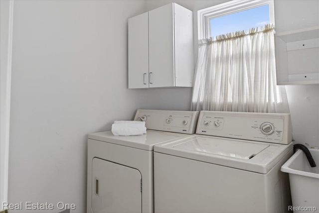 460 Golf Villa Drive 9, Oxford Charter Township, MI 48371