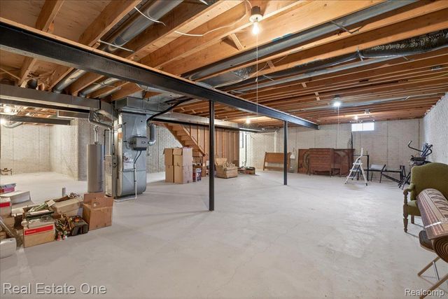 460 Golf Villa Drive 9, Oxford Charter Township, MI 48371