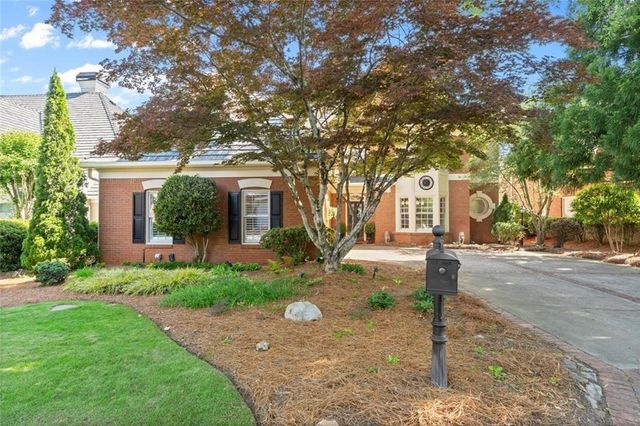 4200 Brookside Lane, Roswell, GA 30076