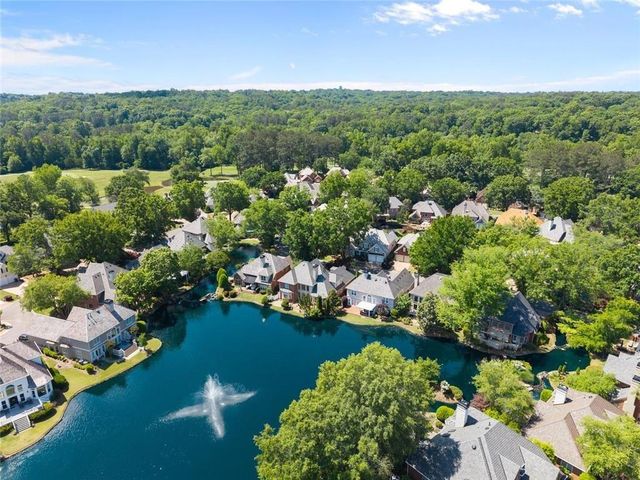 4200 Brookside Lane, Roswell, GA 30076
