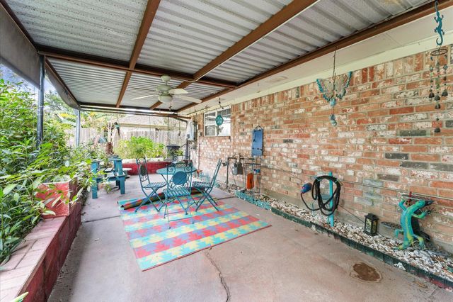 12502 Maxim Drive, Houston, TX 77065