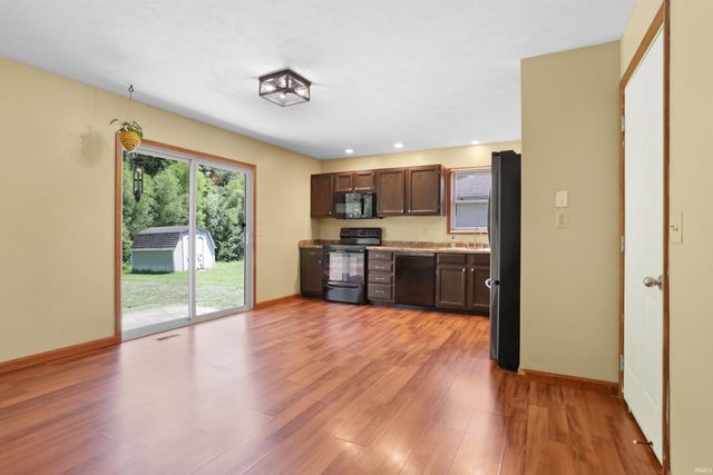 6188 Yosemite Drive, Newburgh, IN 46730