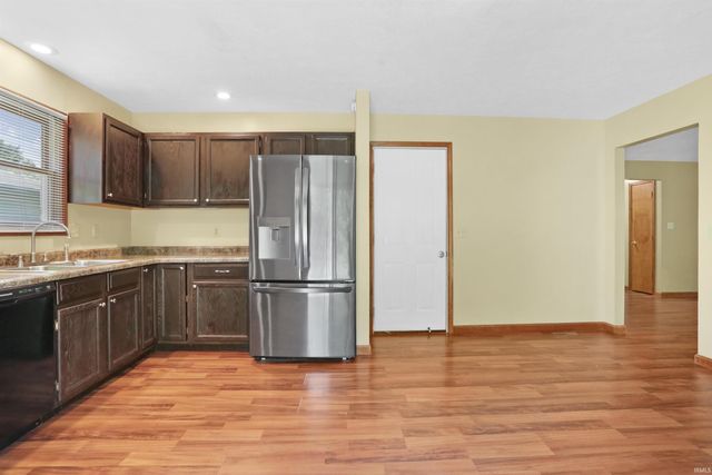 6188 Yosemite Drive, Newburgh, IN 46730