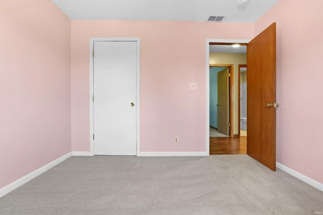 6188 Yosemite Drive, Newburgh, IN 46730
