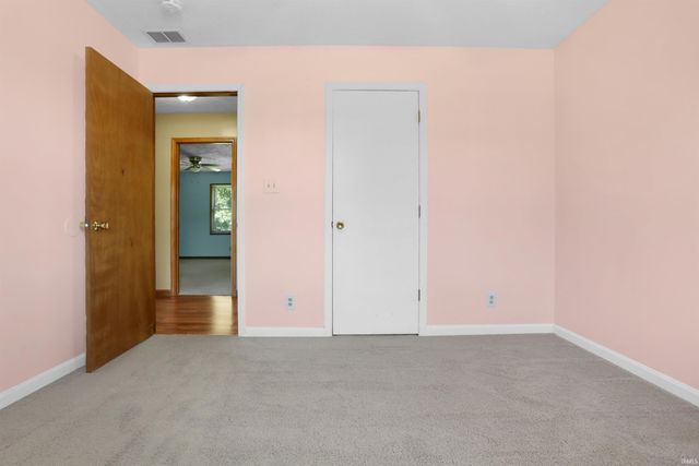 6188 Yosemite Drive, Newburgh, IN 46730