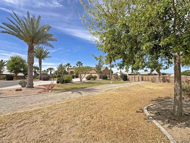 13564 Lemon Star Drive, Yuma, AZ 85365