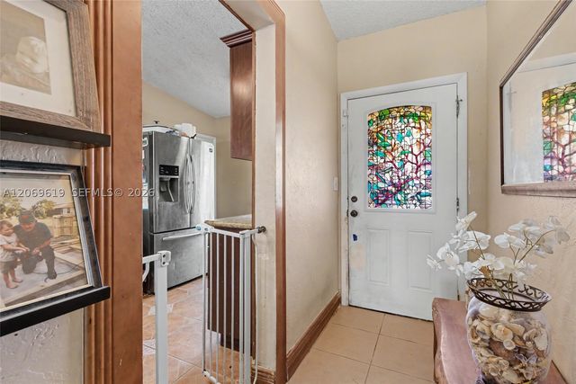 5510 S Lakewood Cir S A, Margate, FL 33063