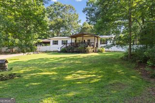 5512 Hemlock Court, Lula, GA 30554