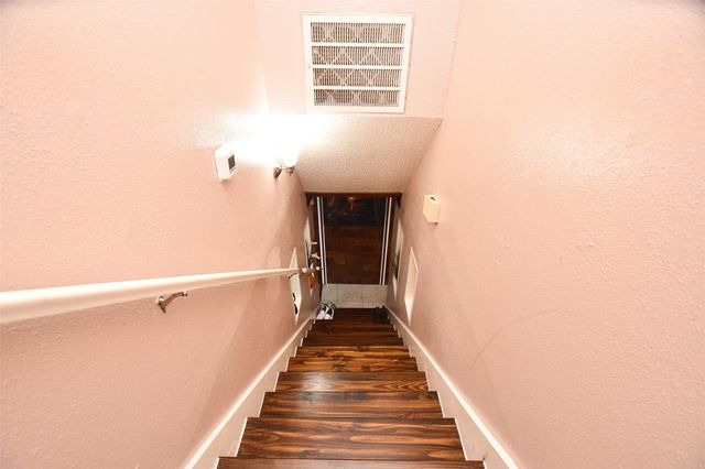 7797 Cook Road, Houston, TX 77072