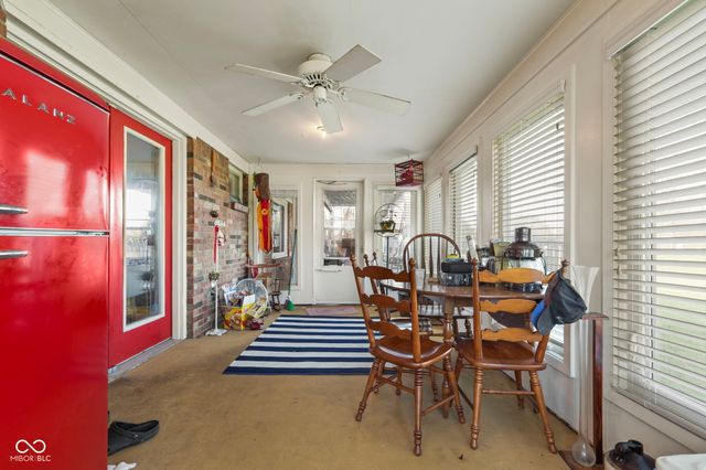 2496 S Sunrise Drive, New Palestine, IN 46163