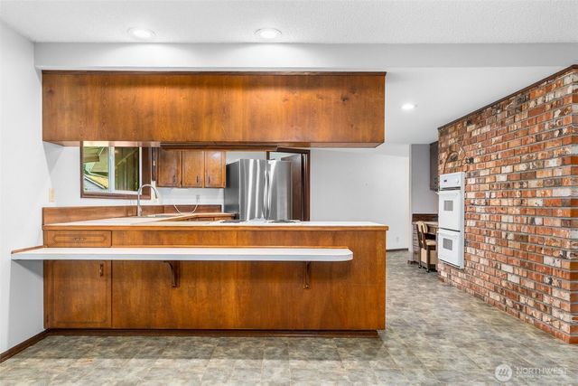 5815 7th Avenue SE, Lacey, WA 98503