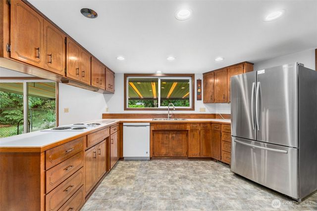 5815 7th Avenue SE, Lacey, WA 98503