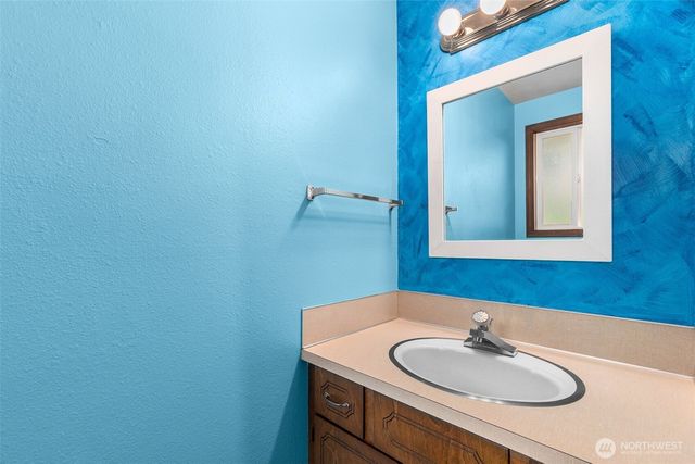 5815 7th Avenue SE, Lacey, WA 98503