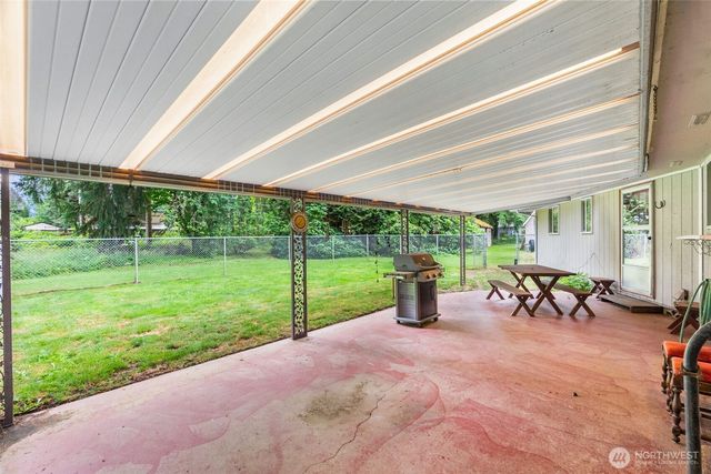 5815 7th Avenue SE, Lacey, WA 98503
