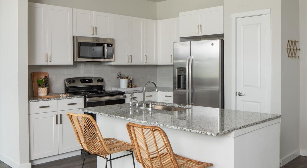 12111 Main Street 14307, Houston, TX 77035