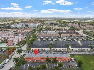 8454 NW 8th St 2, Miami, FL 33126