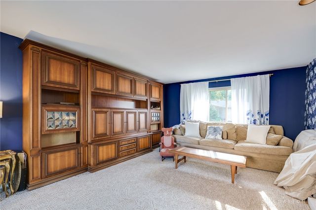 260 Whittington, Dayton, OH 45459