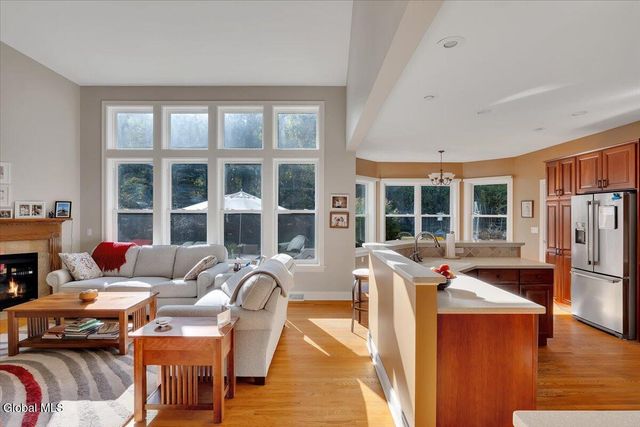 56 Schuurman Road, Schodack, NY 12033