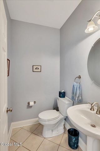 56 Schuurman Road, Schodack, NY 12033