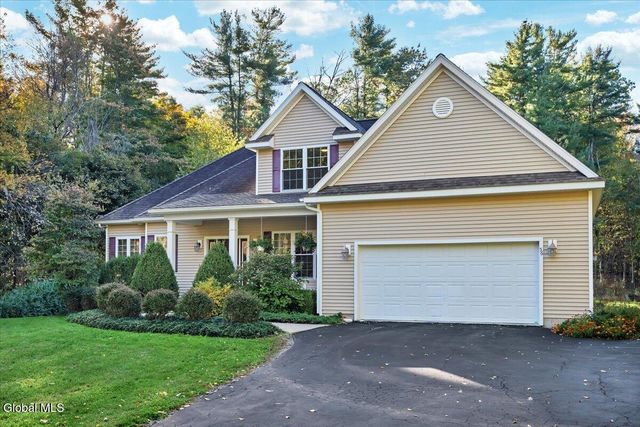 56 Schuurman Road, Schodack, NY 12033