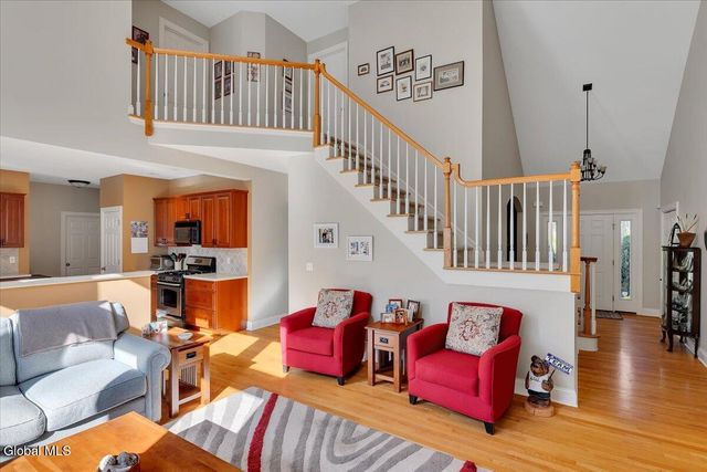 56 Schuurman Road, Schodack, NY 12033