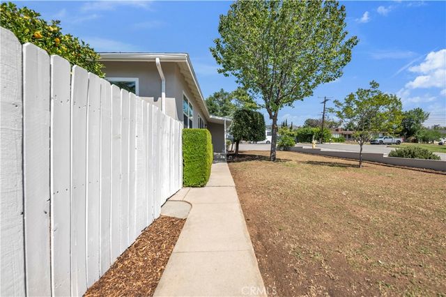 35158 Cedarwood, Yucaipa, CA 92399