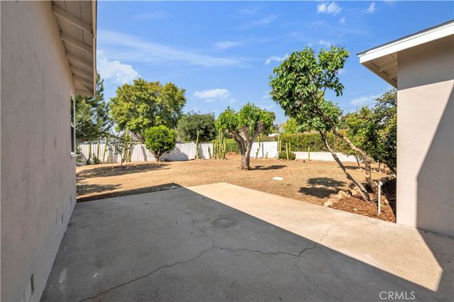35158 Cedarwood, Yucaipa, CA 92399
