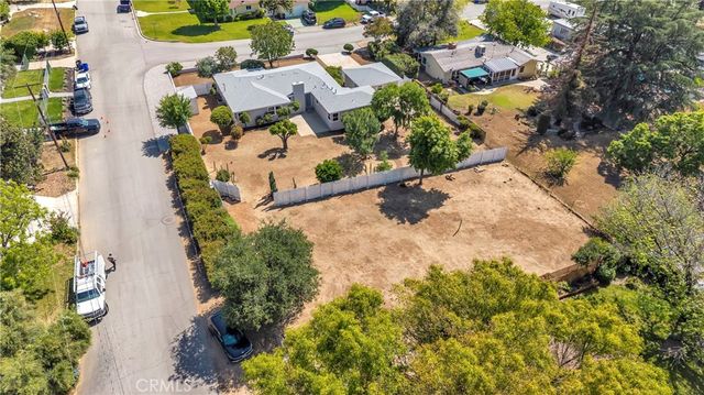 35158 Cedarwood, Yucaipa, CA 92399