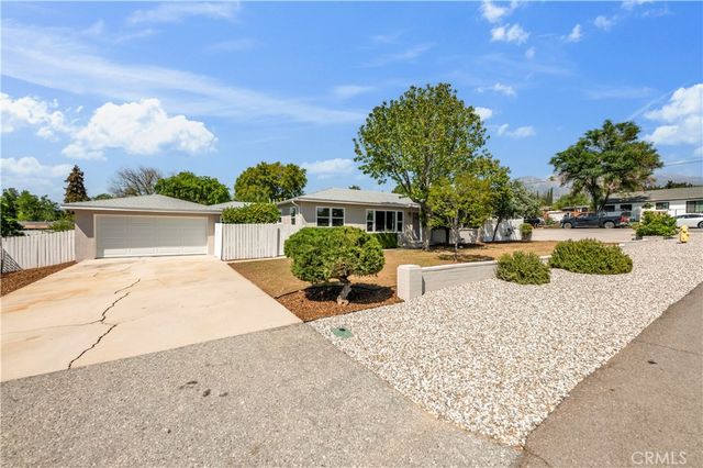 35158 Cedarwood, Yucaipa, CA 92399